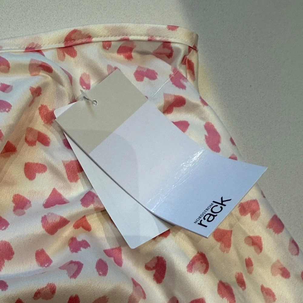 🆕 Nordstrom Rack Satin Midi Pink Chemise with Heart Pattern, Size XL